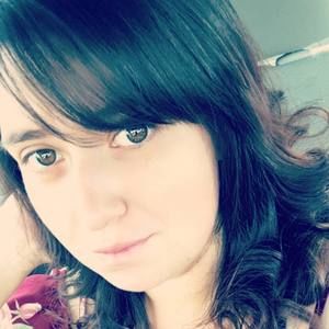 Meet your Posher, Anissa